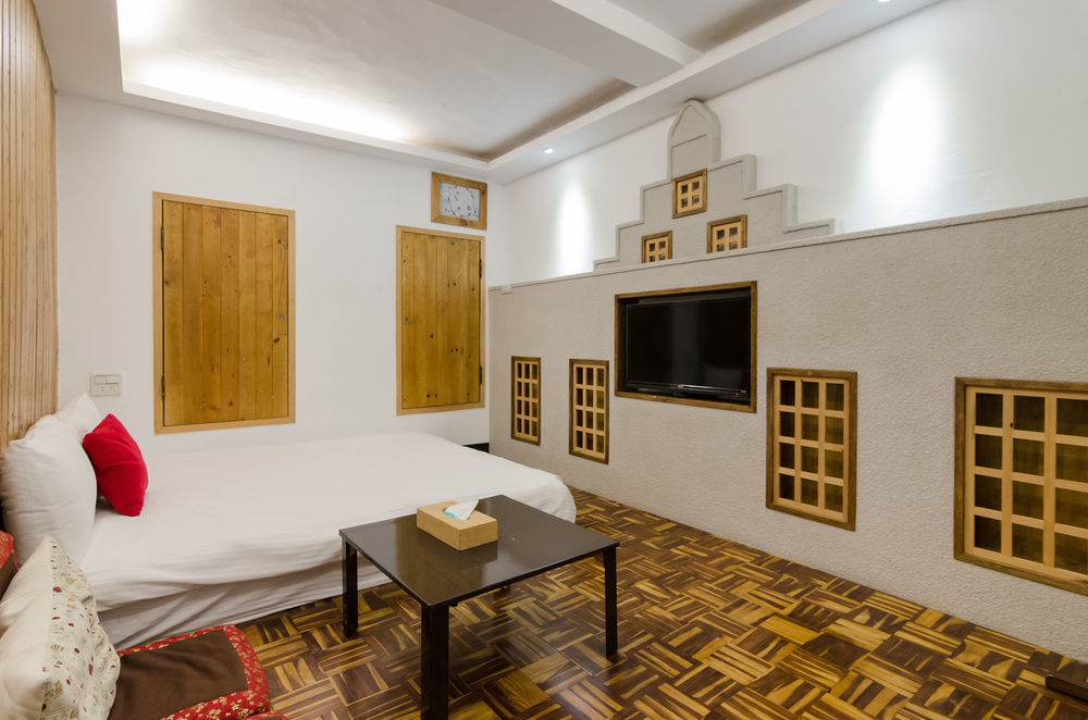 慢步南國 台南故事民宿 Slow Tainan Homestay Экстерьер фото
